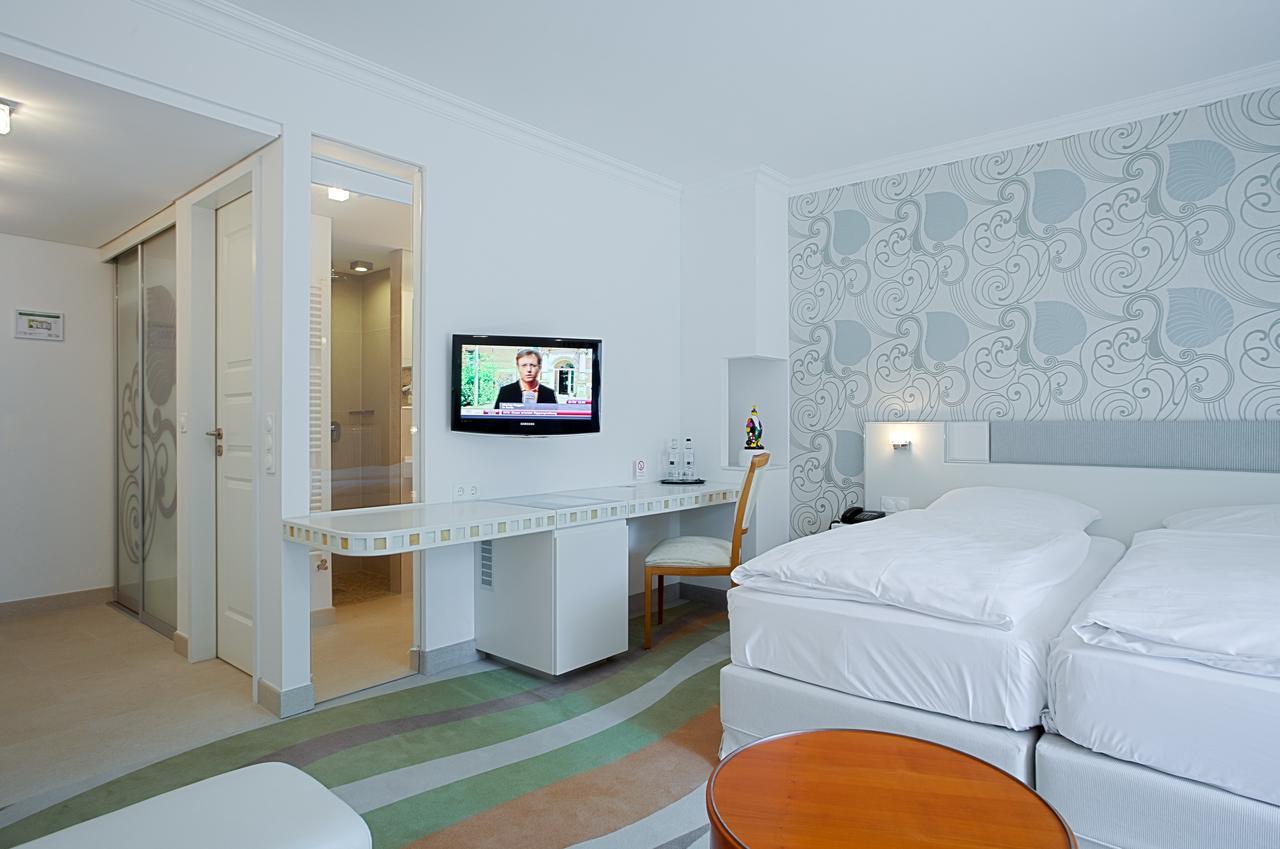 Ringhotel Strandblick Kuehlungsborn Exterior foto