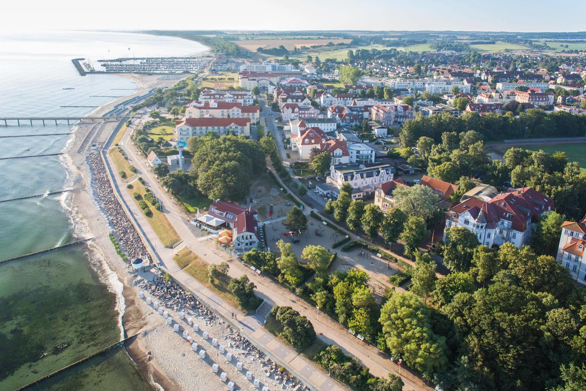 Ringhotel Strandblick Kuehlungsborn Exterior foto