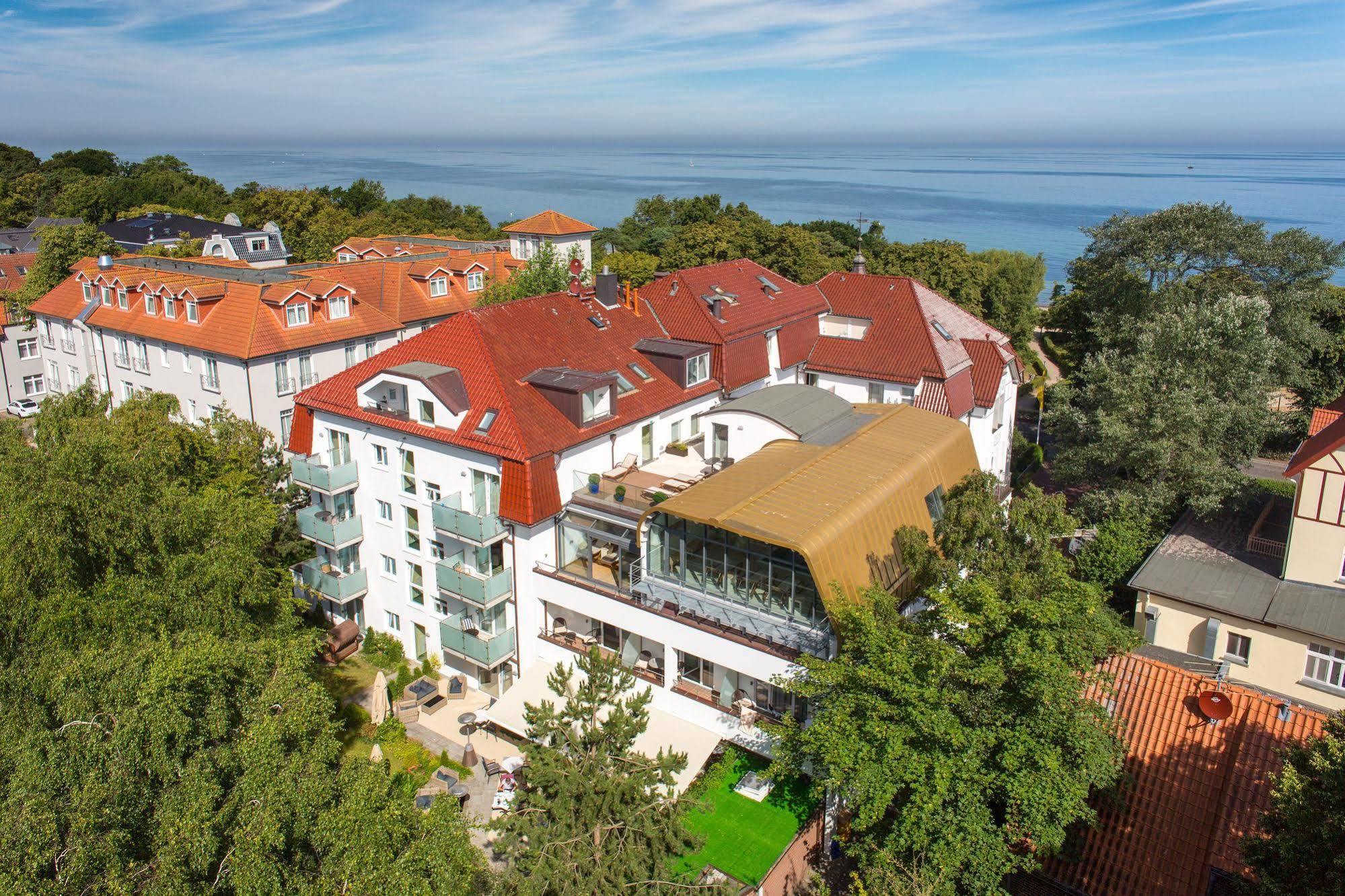 Ringhotel Strandblick Kuehlungsborn Exterior foto
