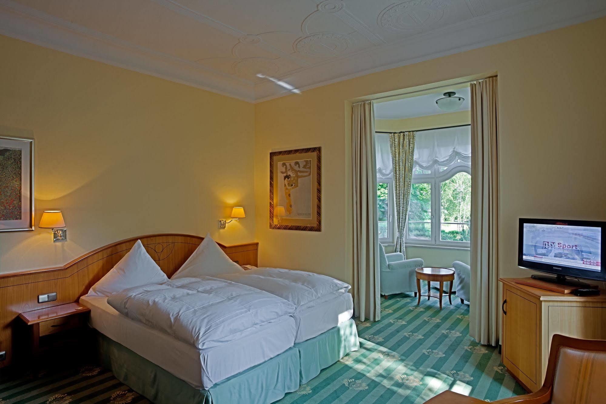Ringhotel Strandblick Kuehlungsborn Exterior foto